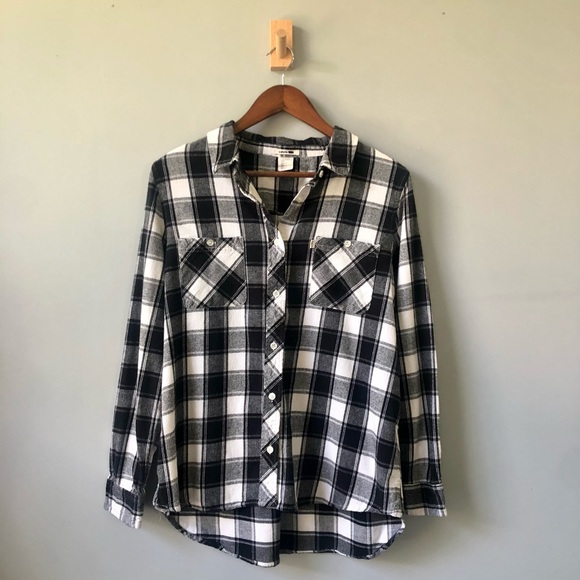 Levi's Tops - Levi’s flannel